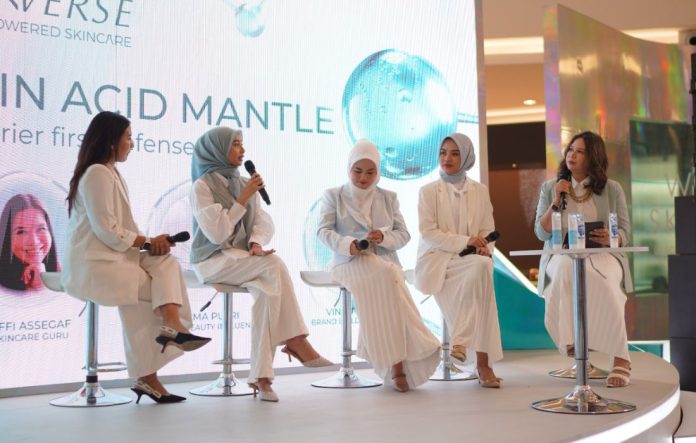 Sesi Talkshow 'City Unveiling Skin Acid Mantle, Your Skin Barrier First Defence!' dalam event Wardah SKINVERSE di Mall Senayan City beautybeat.id