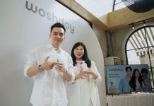 Brand Lokal Woshday Hadir Perdana: Inovasi ‘Skincare-Infused Haircare’ untuk Rambut Tropis Celebrity Hairstylist sekaligus Certified Trichologist Rey Nathanael didampingi oleh Co-Founder & CMO Social Bella Indonesia Chrisanti Indiana pada event peluncuran Woshday. beautybeat.id