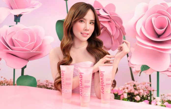 Upgraded lavojoy Let It Glow Daily Shine Body Serum Instant Tone Up SPF 50 PA++++ beautybeat.id