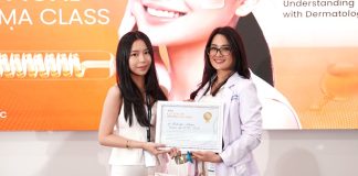 Beyond Great Formulas: Komitmen Y.O.U dalam Menghadirkan Solusi Kulit Tropis yang Lebih Efektif Berbasis Sains Pelatihan Intensif dari Y.O.U bagi para Beauty Advisor yang dipandu oleh dr. Hedwika Advina Nastiti, Sp.DVE, M.Sc, Dermatologist Siloam Hospitals Lippo Village beautybeat.id