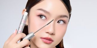 Dari Kampus hingga Hangout, Coba Korean Makeup Look ala barenbliss Korean makeup look dengan sentuhan bulu mata lentik ala lash extension dengan barenbliss Roll to Definer Steel Mascara. beautybeat.id